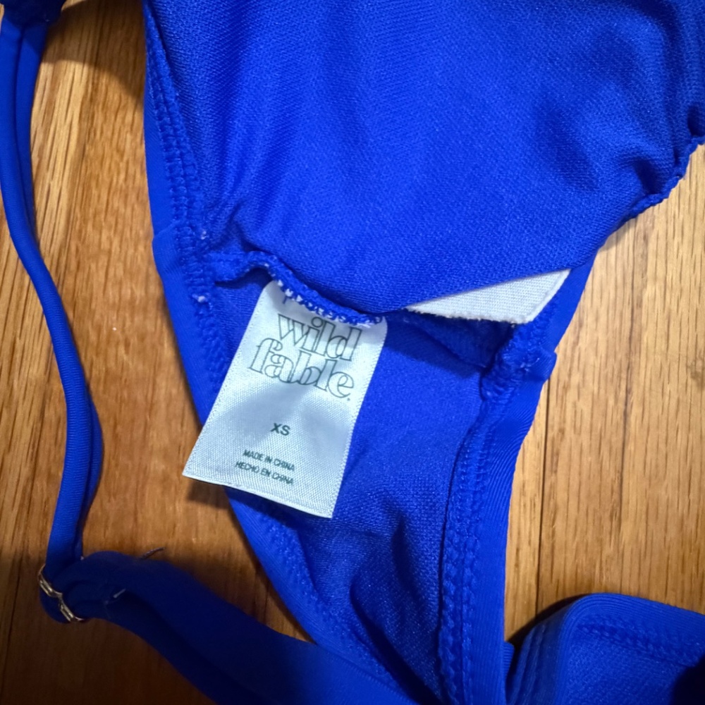 Bathing Suits Top Mix - Picture 5 of 7